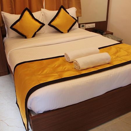 Uj Pallazzio - Business Class Luxury Hotel Tiruvannamalai Exterior photo